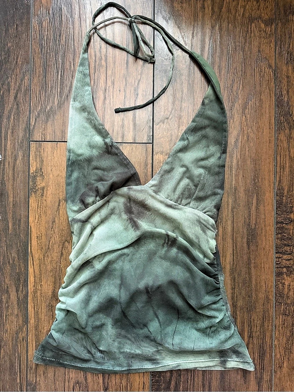 PULL&BEAR Halter Crop Top in Green